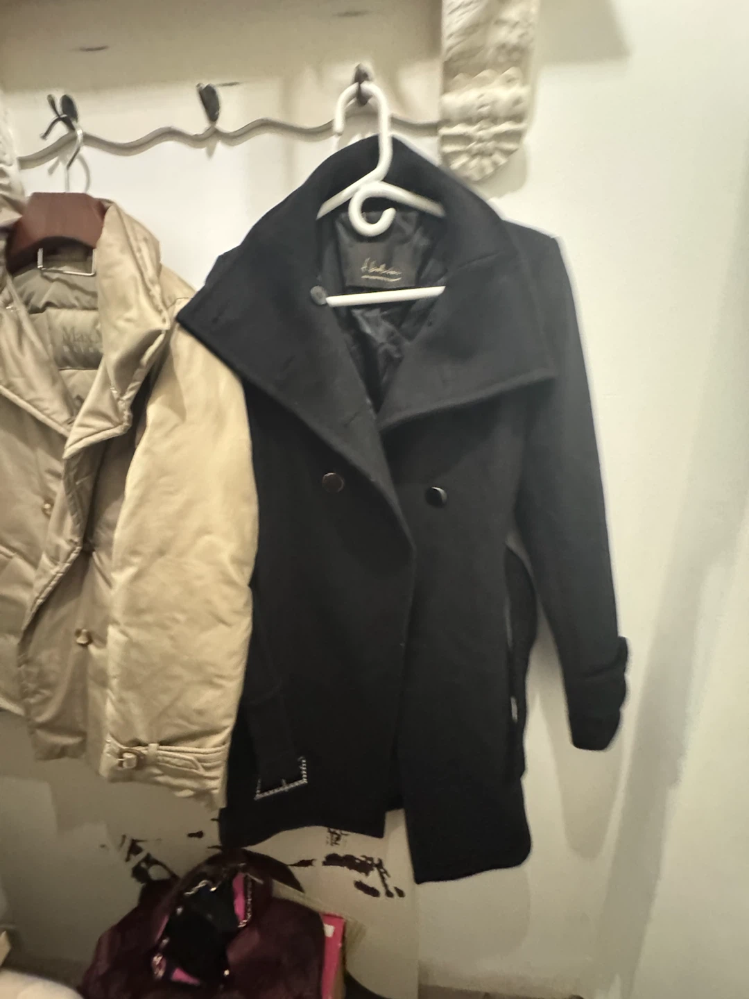 Aritzia Black Wool coat with belt Small $85 - photo 5