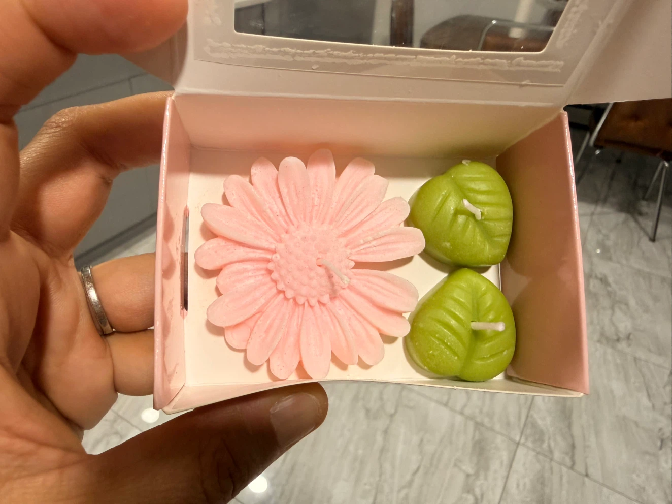 Decorative Flower-Shaped Candles