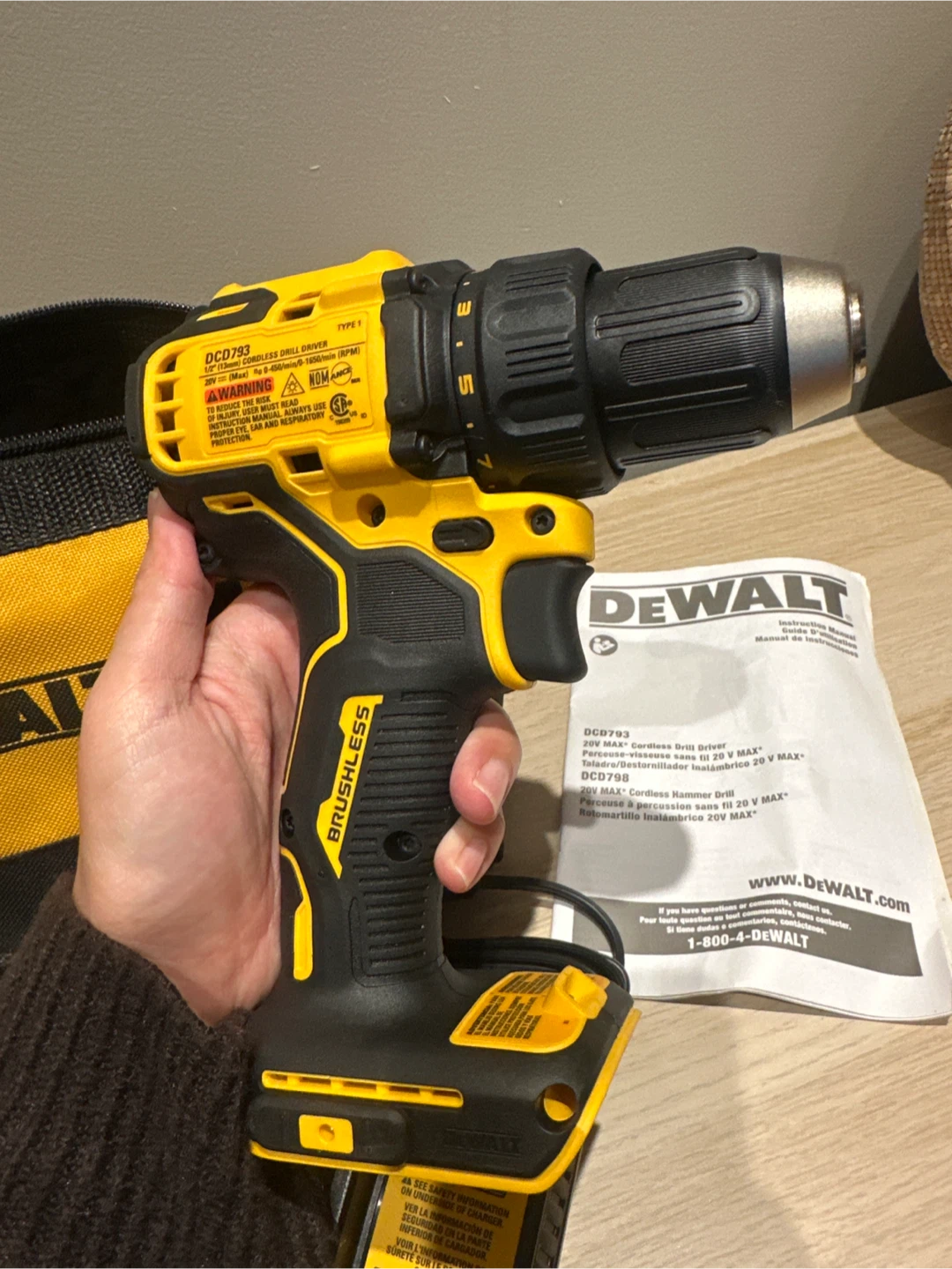 DeWalt 20V Max Brushless Drill Driver Kit - photo 2