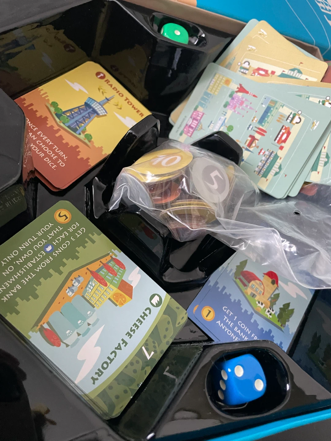 Machi Koro Board Game - photo 2