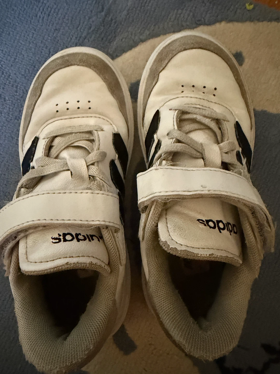 Size 13 boys Adidas Velcro ru Ning shoes - photo 5