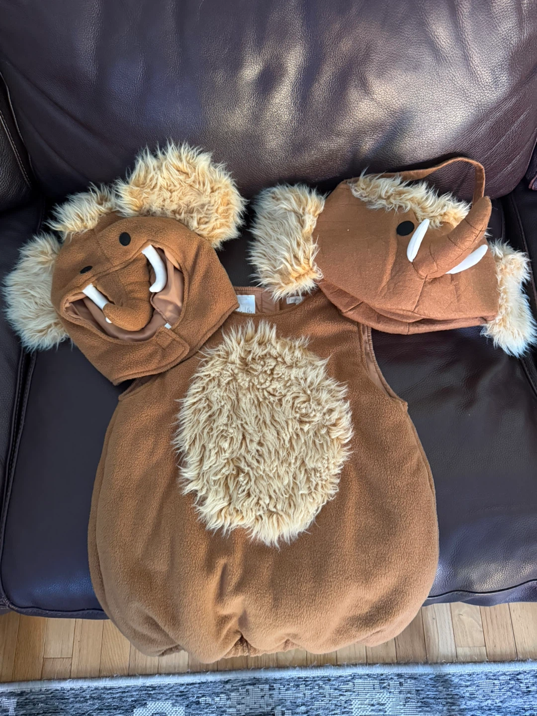 Pottery barn Toddler Mammoth Halloween Costume - photo 2
