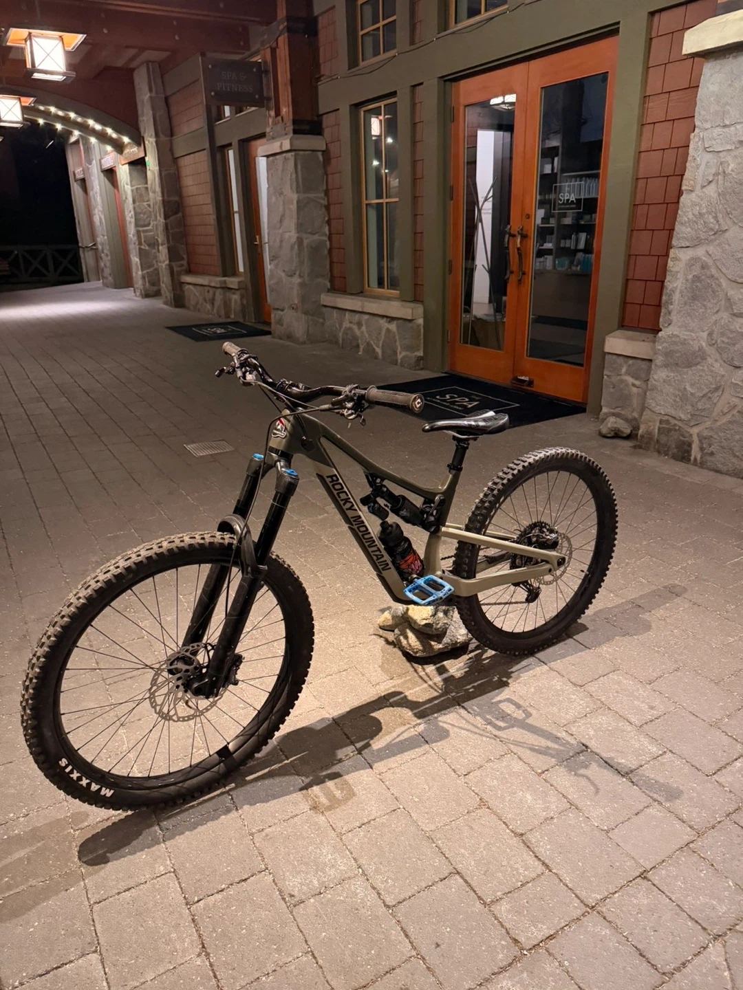 2022 Rocky Mountain c70 mtb