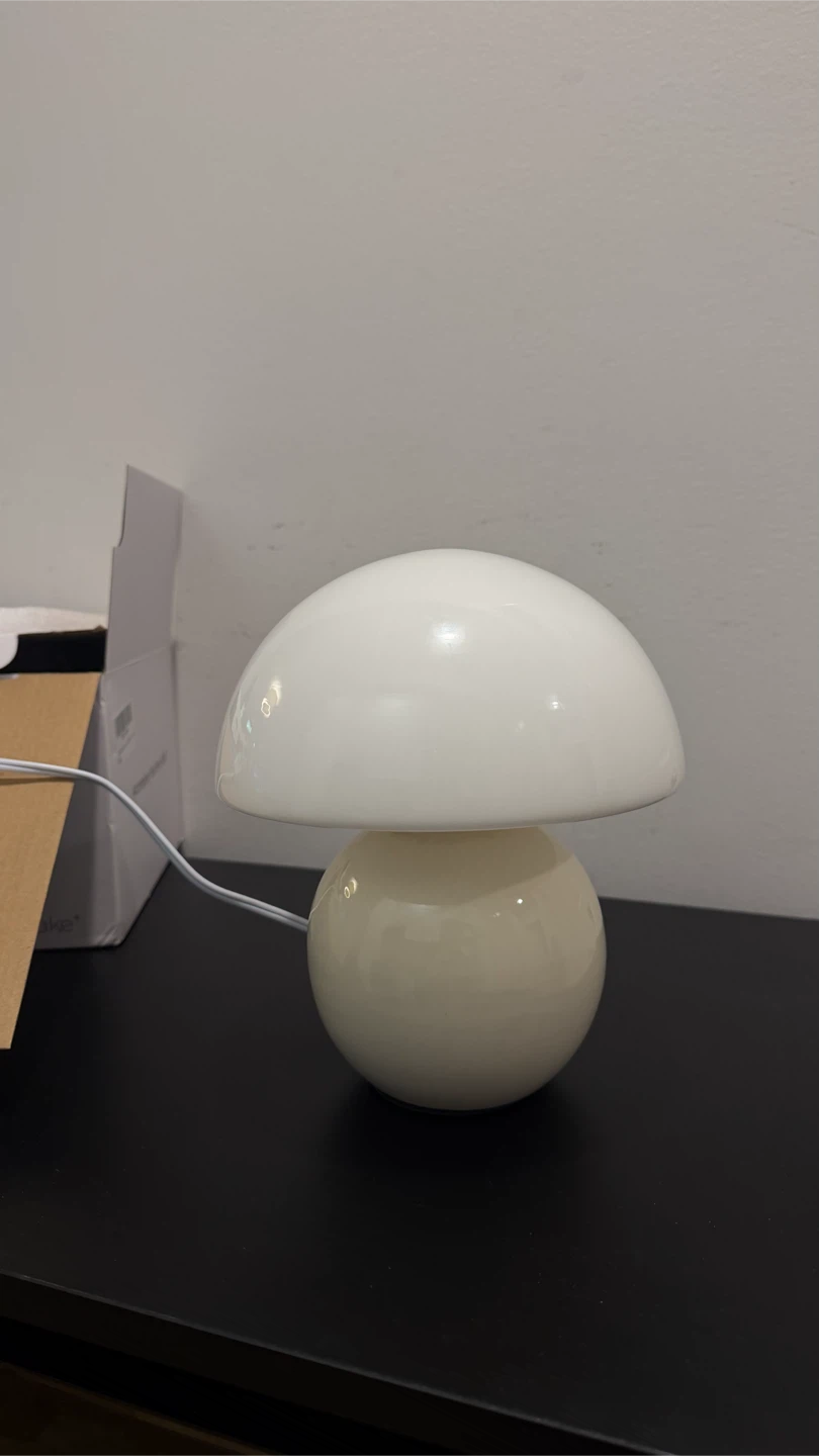 Small Mushroom Table Lamp with Ceramic Base - photo 2