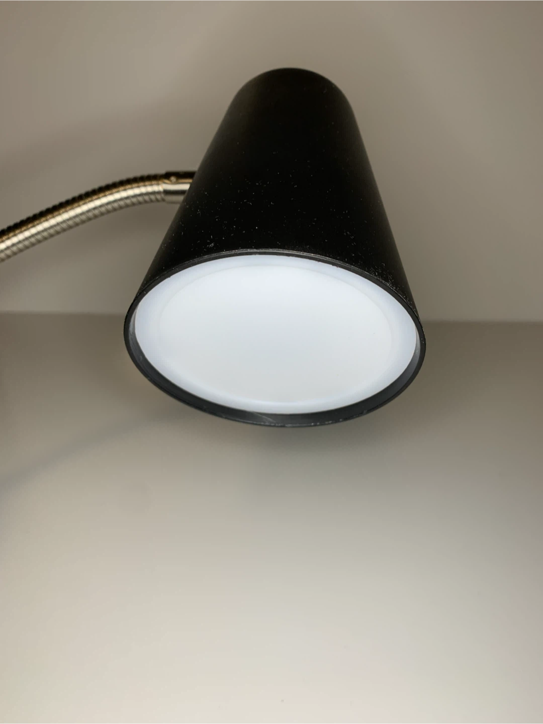 Black Desk Lamp with Wireless Charger - photo 2