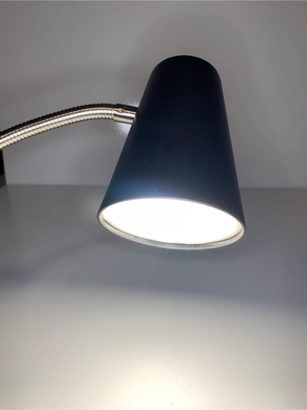 Black Desk Lamp with Wireless Charger - photo 3