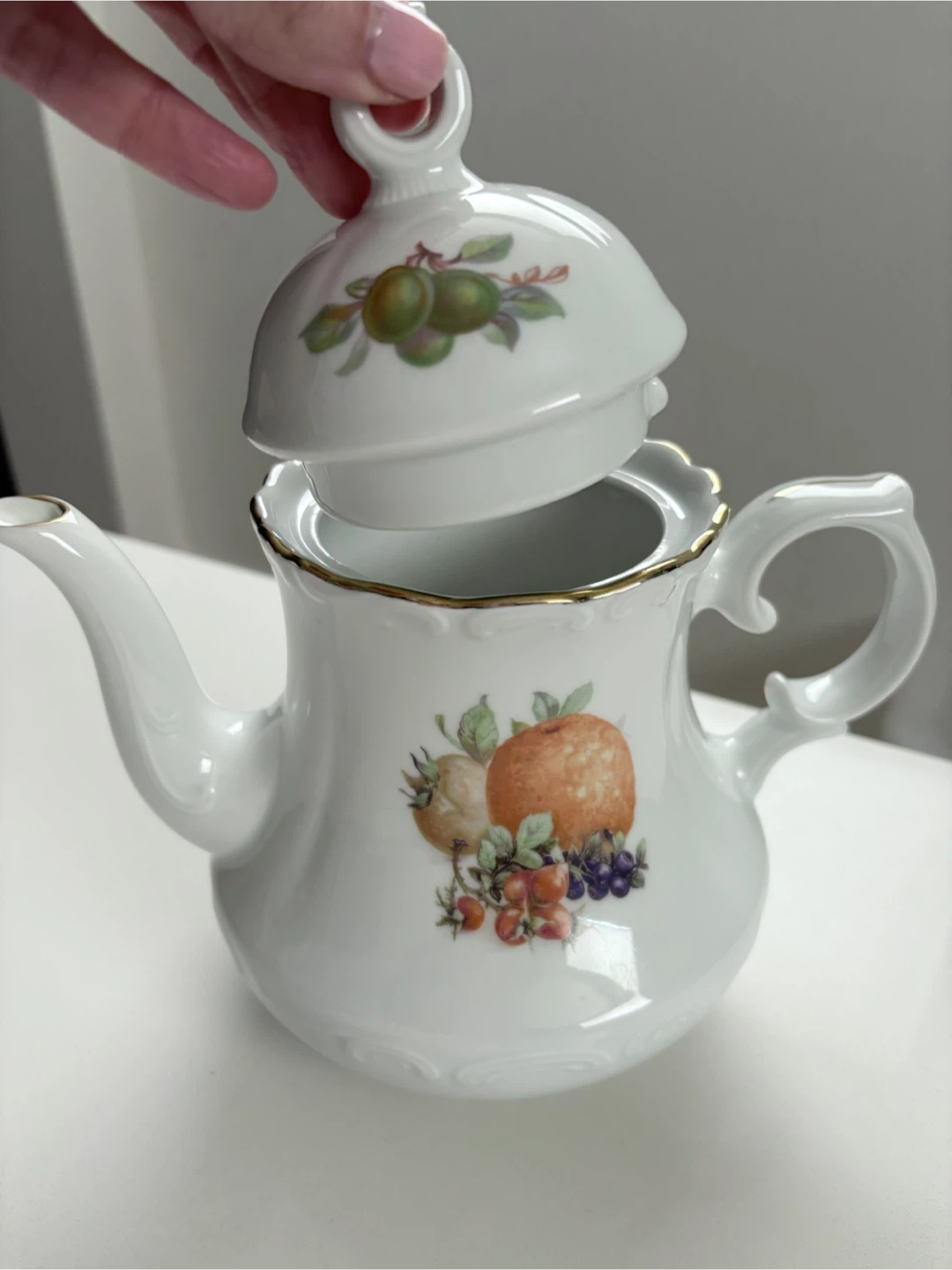 VTG SCHUMANN ARZBERG BAVARIA GERMANY 3 PC COFFEE TEA SET, FRUIT - photo 3