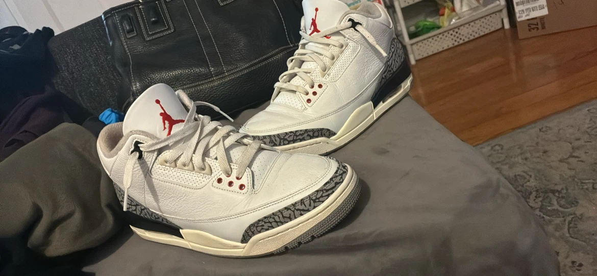 Nike Air Jordan 3 White Cement Reimagined Size 9