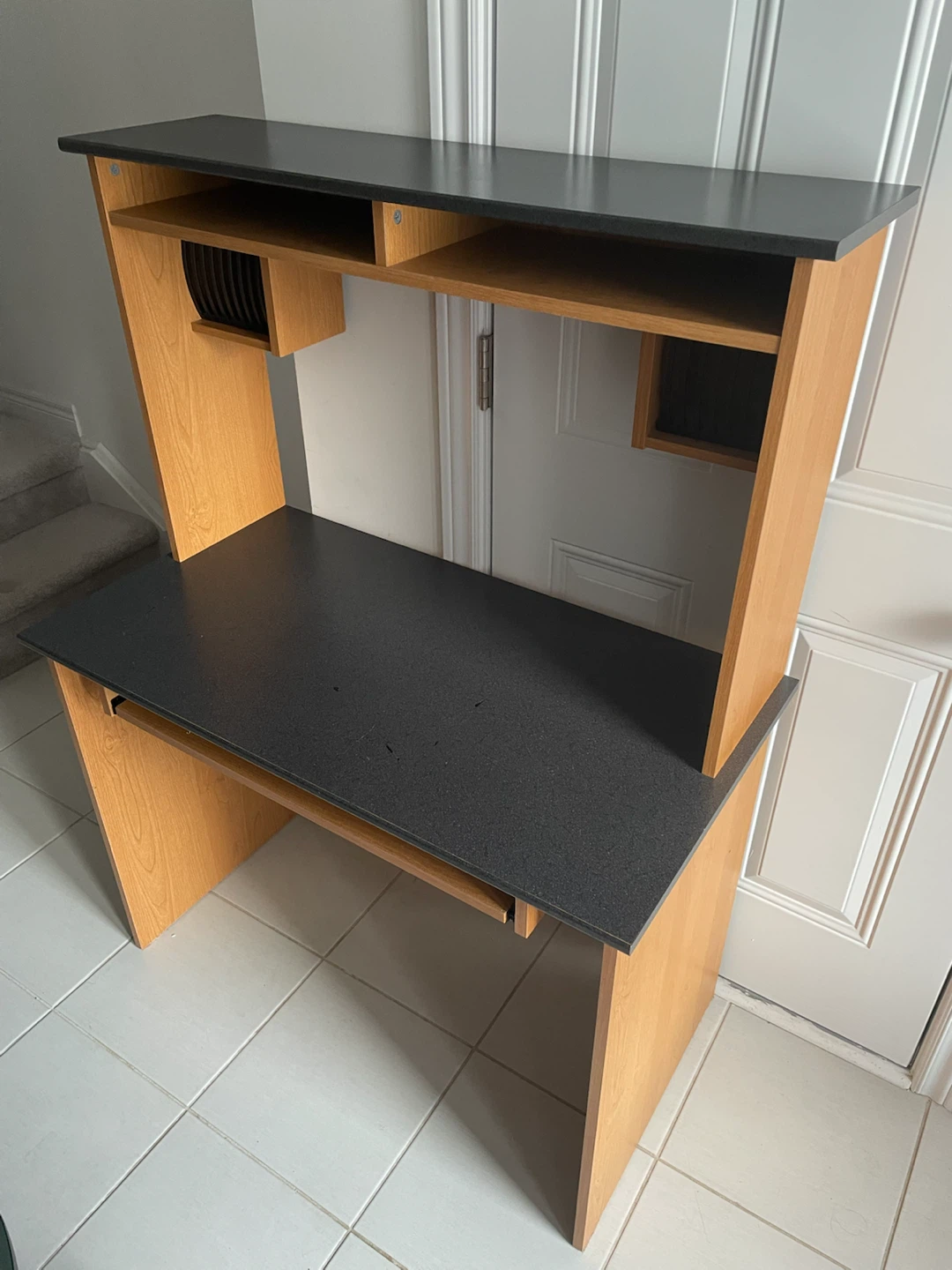 Computer Desk with Hutch - photo 3