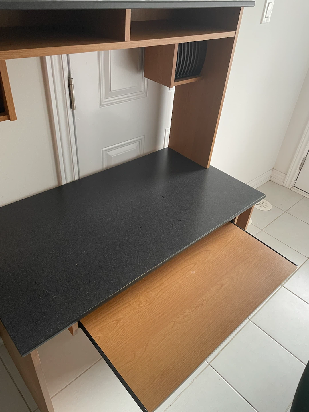Computer Desk with Hutch - photo 5