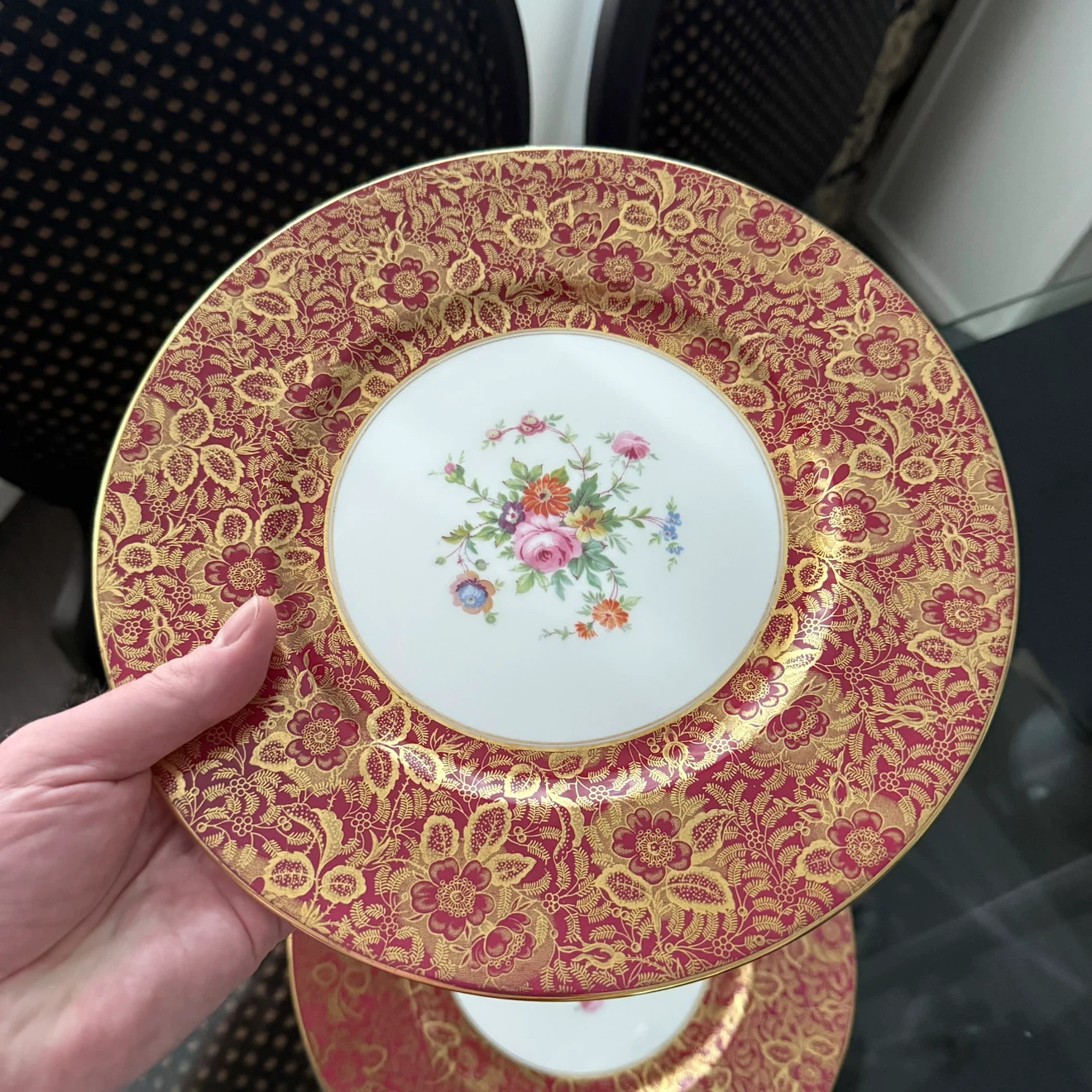 Rare Minton Burgundy Bricade dinner plates (set 6) - photo 2