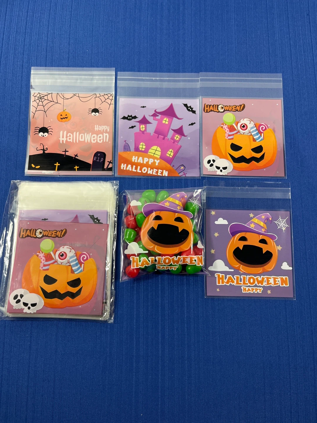 🎃 Halloween Treat Bags 5x4 👻 100pk for $5 or 300 for $10!