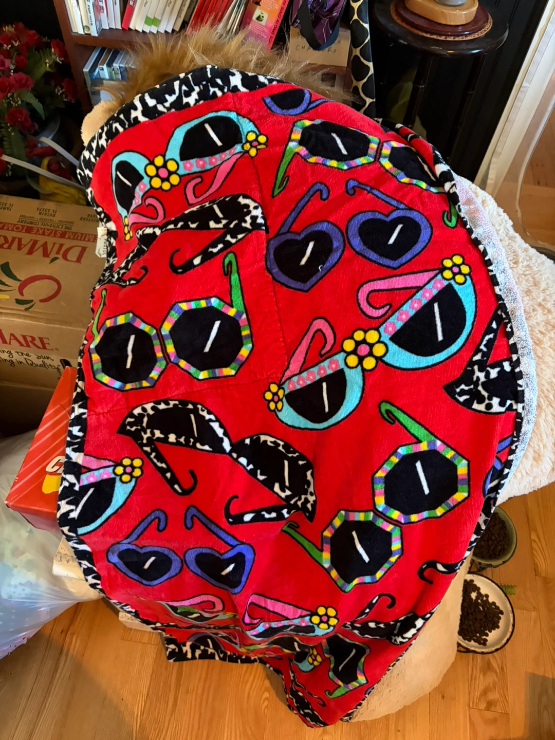 Sunglasses Print towel