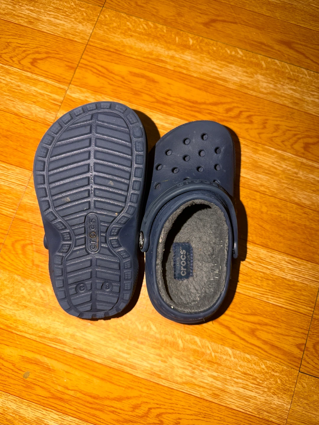 Blue Lined Crocs Size 8 - photo 2