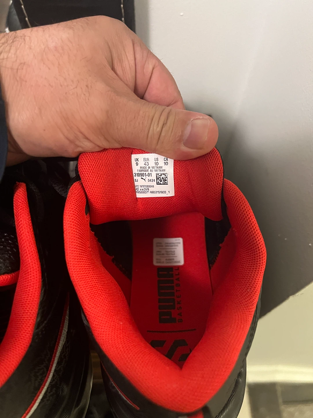 Puma Basketball Shoes Size 10 - photo 2