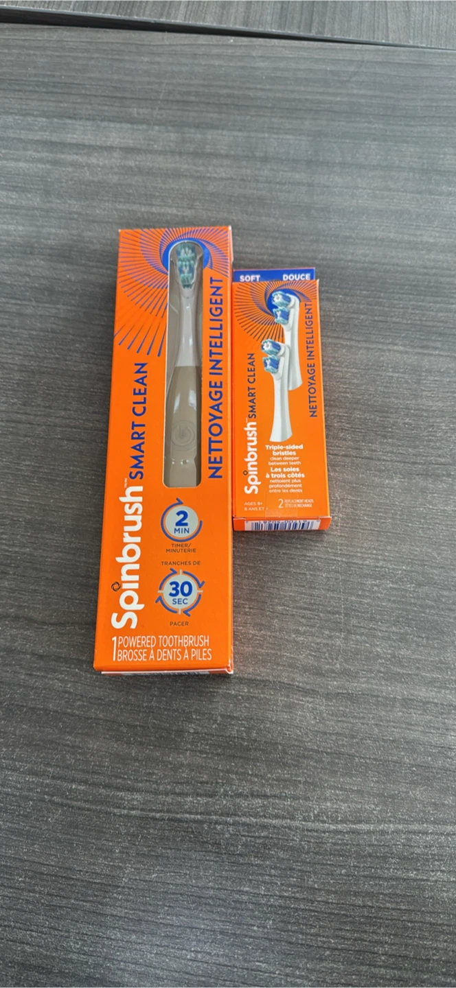 Spinbrush Smart Clean Toothbrush and 2 Refill Heads