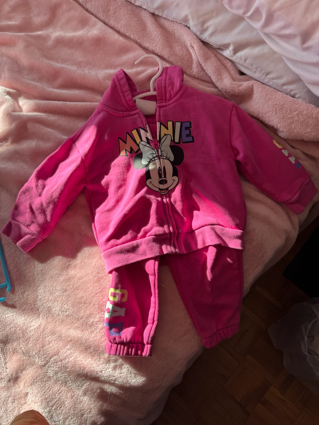 Gap Disney Minnie Mouse Jogger Set