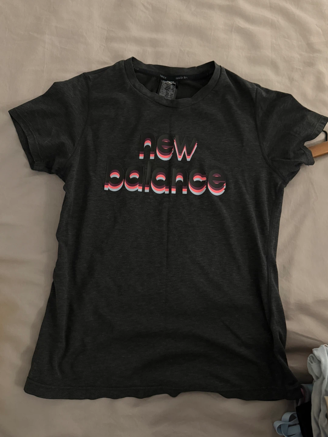 New Balance women's t-shirt size XS