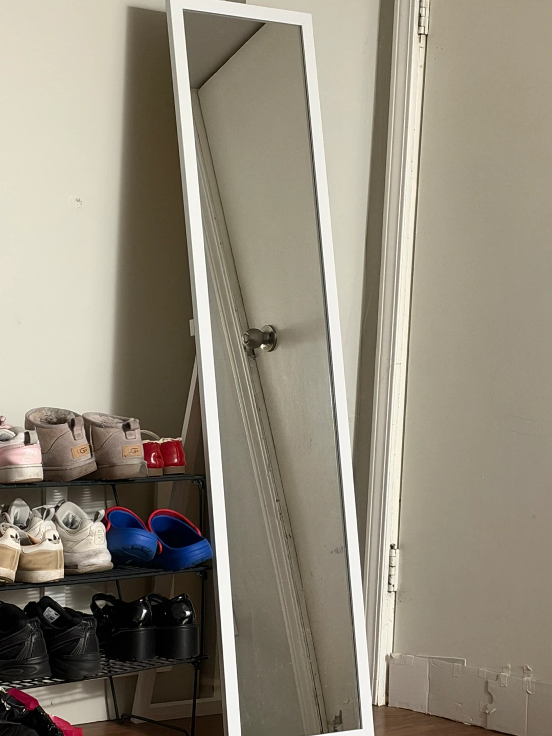White Full-Length Leaner Mirror