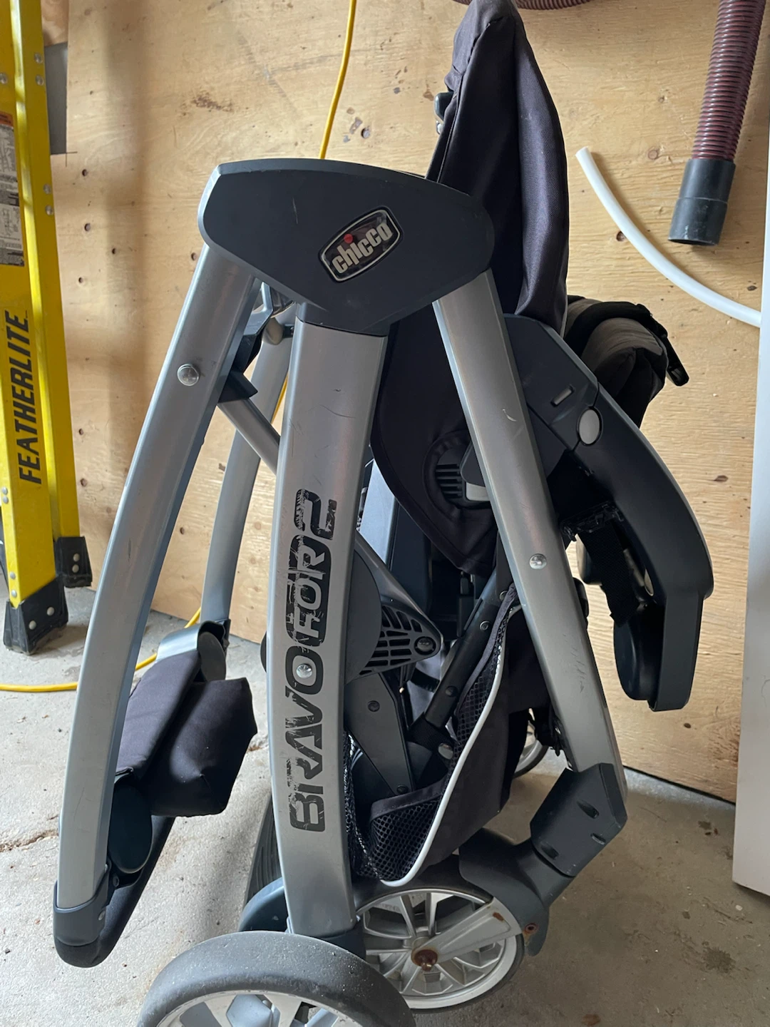 Chicco BravoFor2 Standing/Sitting Stroller