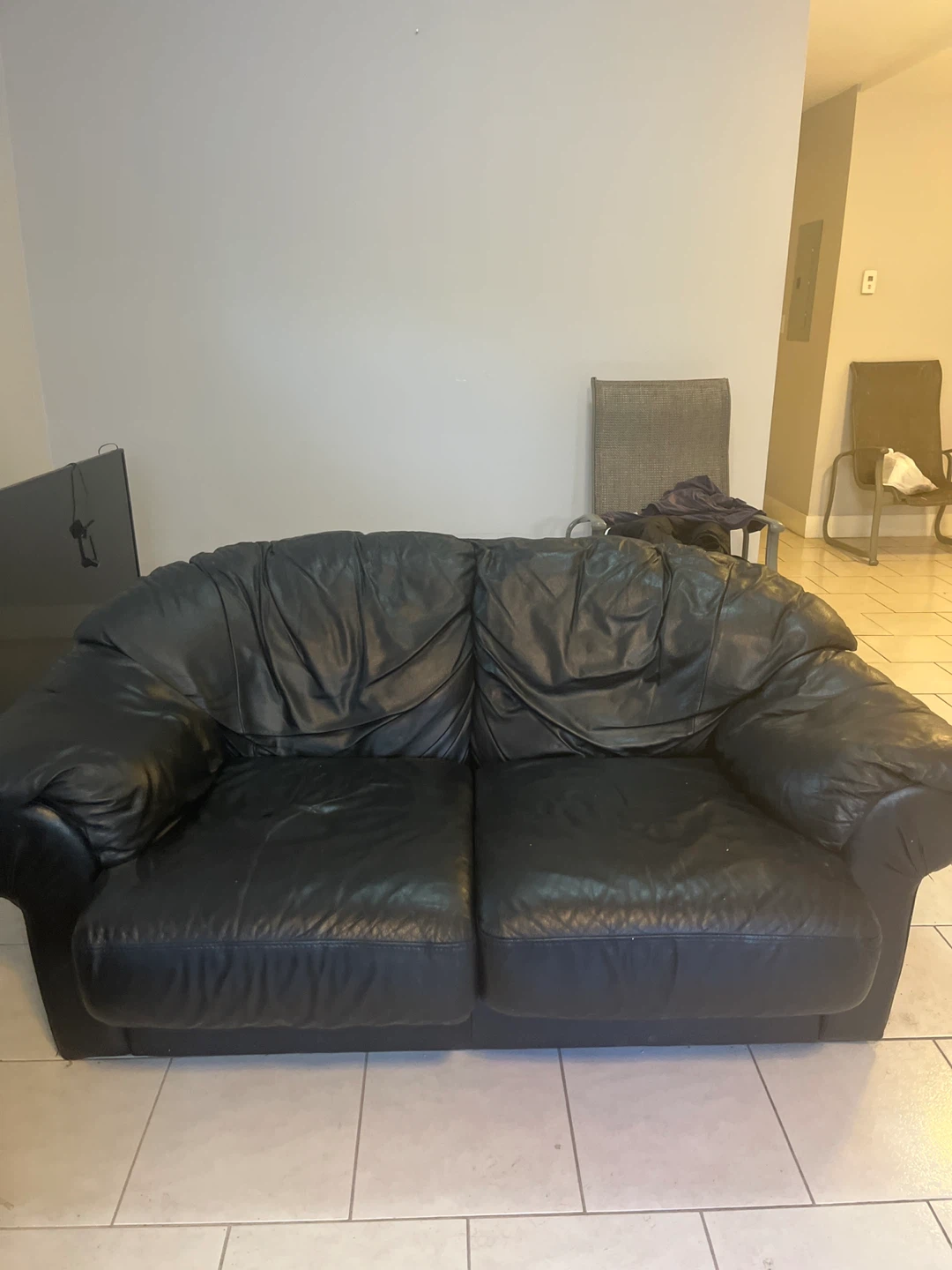 Couches with 50” tv - photo 4