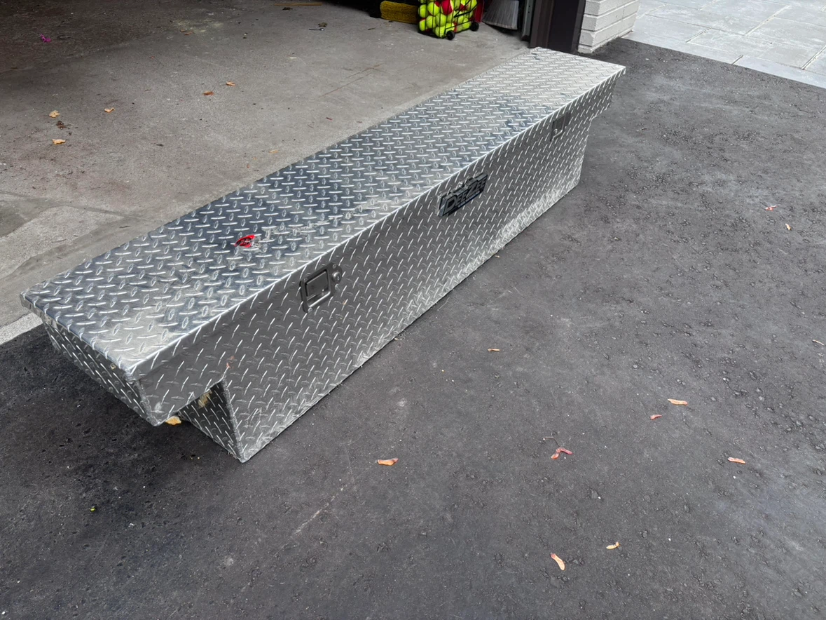 DeeZee Aluminum Truck Tool Box - photo 2