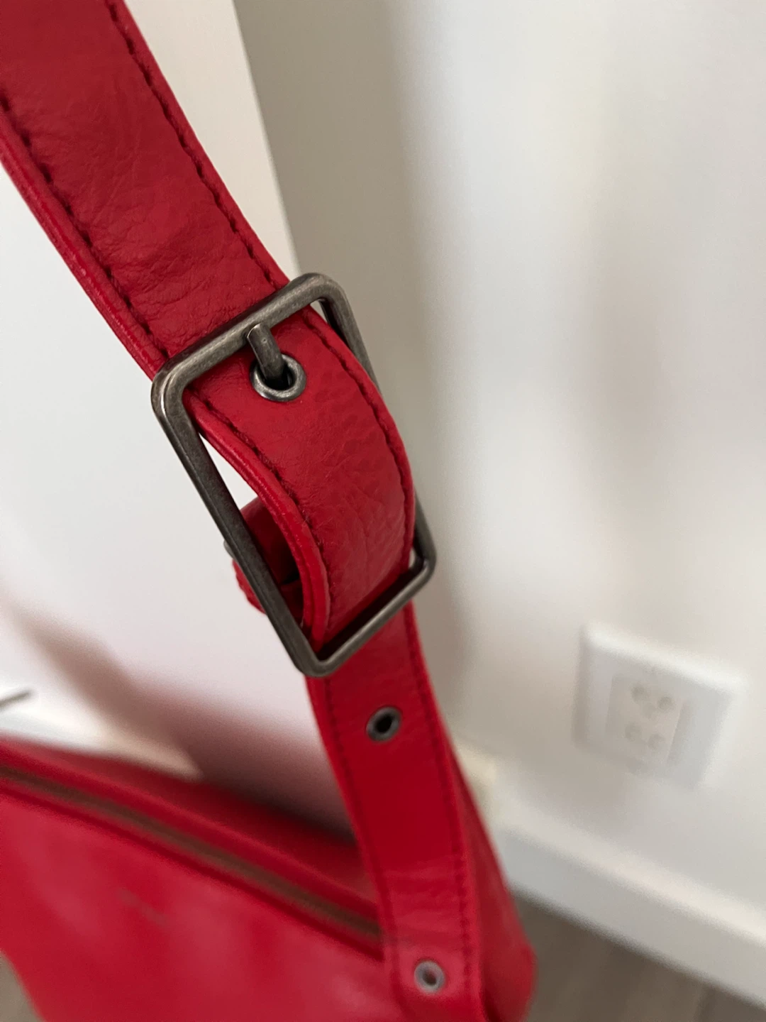 Matt & Nat Red Crossbody Bag - photo 2