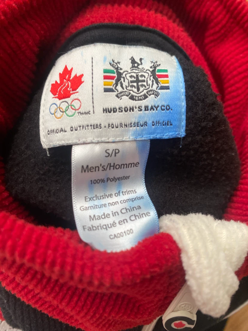 Vintage Hudsons Bay Winter Olympics Team Canada Fleece - photo 3