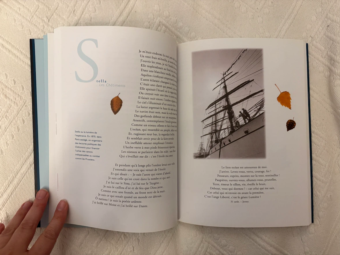 Cent Poèmes de Victor Hugo Book - photo 2