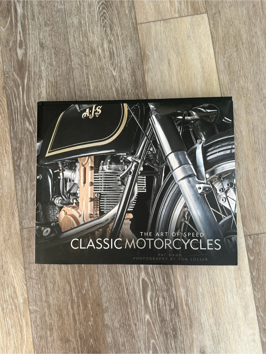 Classic Motorcycles: The Art of Speed Book