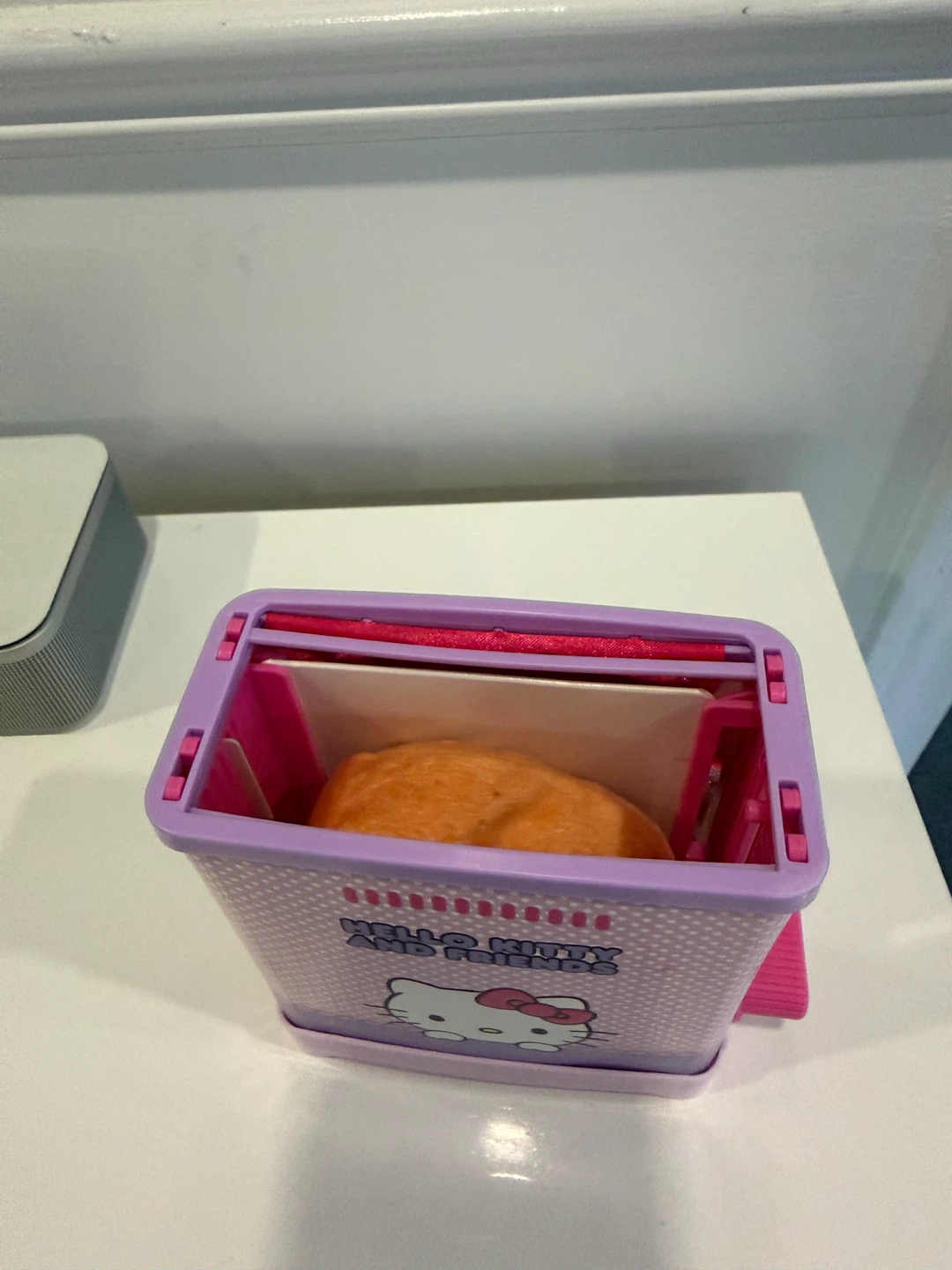 My Melody toaster - smells like buns - photo 2