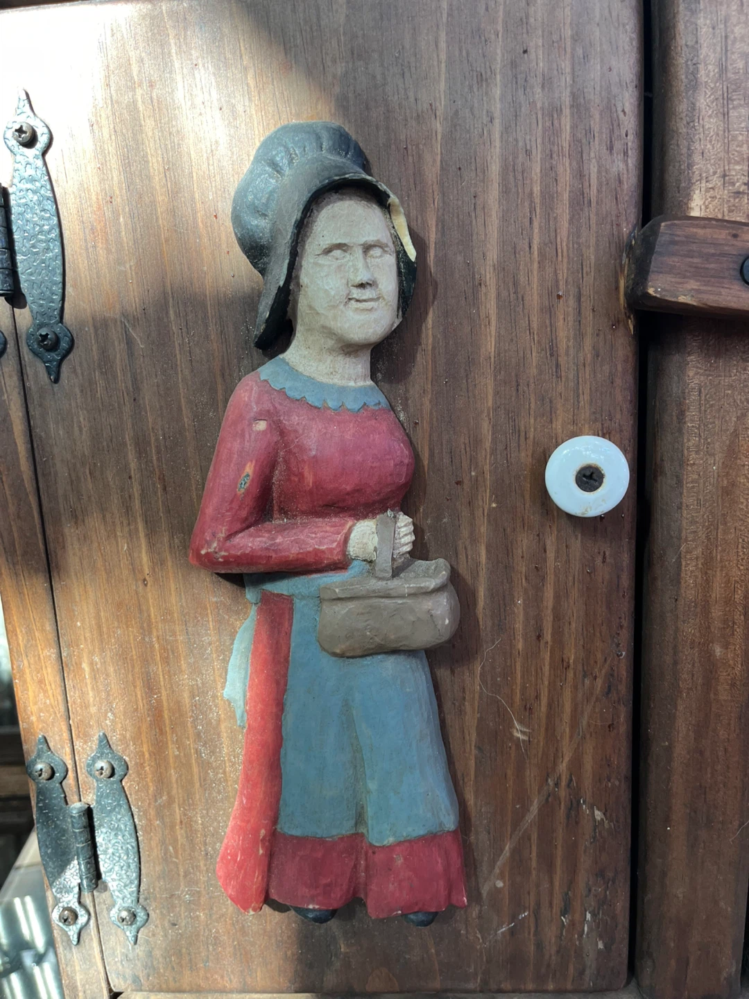 Rustic Wood Wall Cabinet with Carved Figures - photo 4