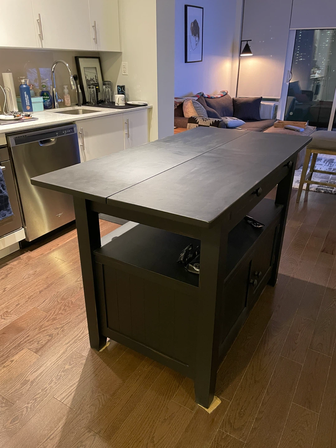 Urban Barn Extendable Table - photo 3
