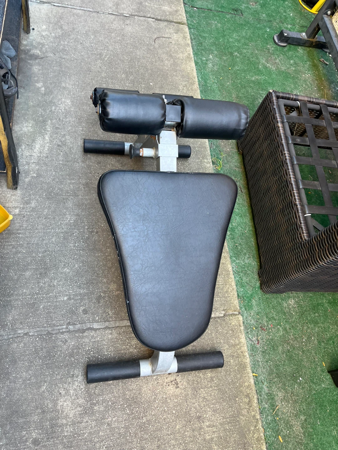 SA 9-17 Sit-Up Bench
