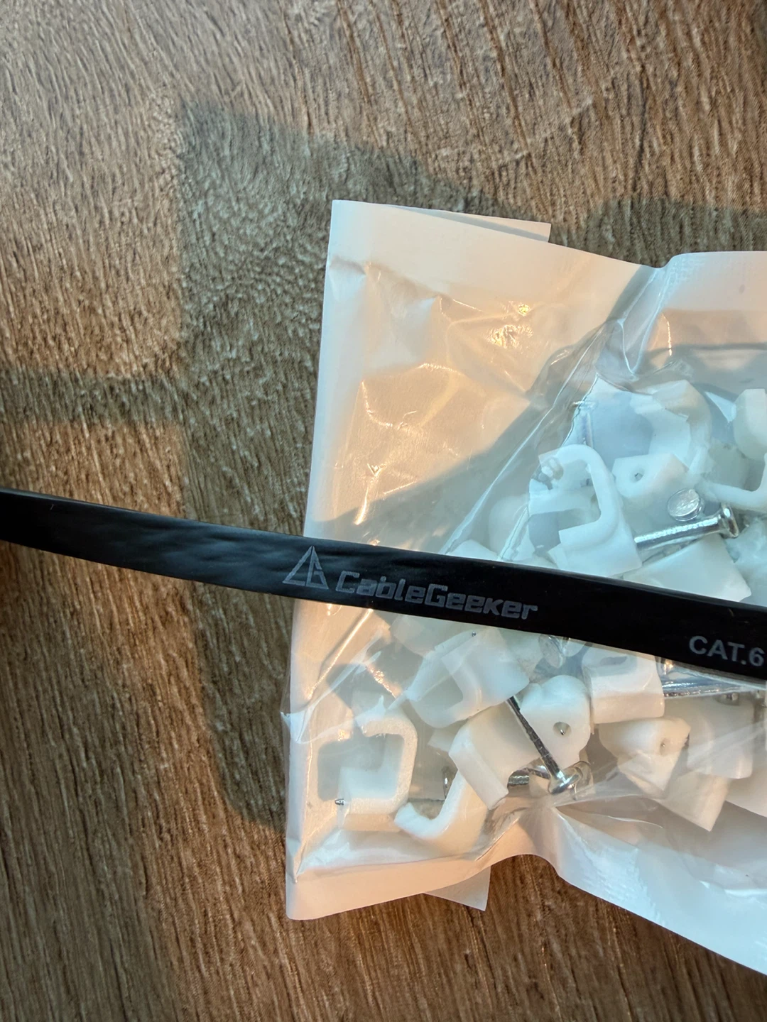 CableGeeker Cat.6 Flat Ethernet Cable with Clips - photo 3