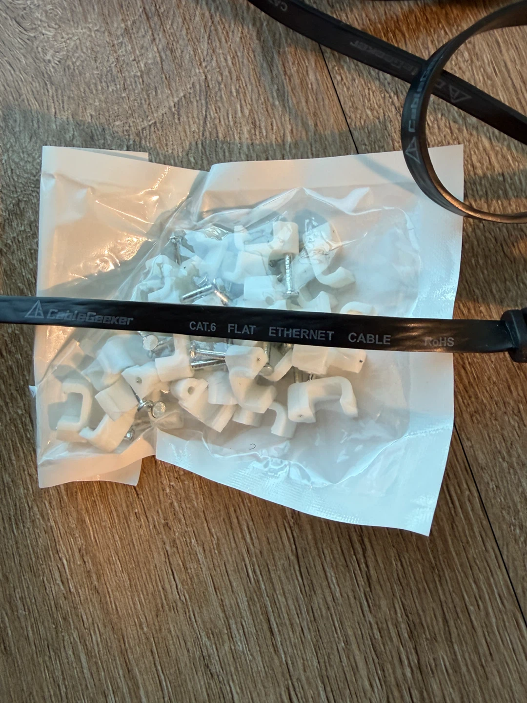 CableGeeker Cat.6 Flat Ethernet Cable with Clips - photo 4