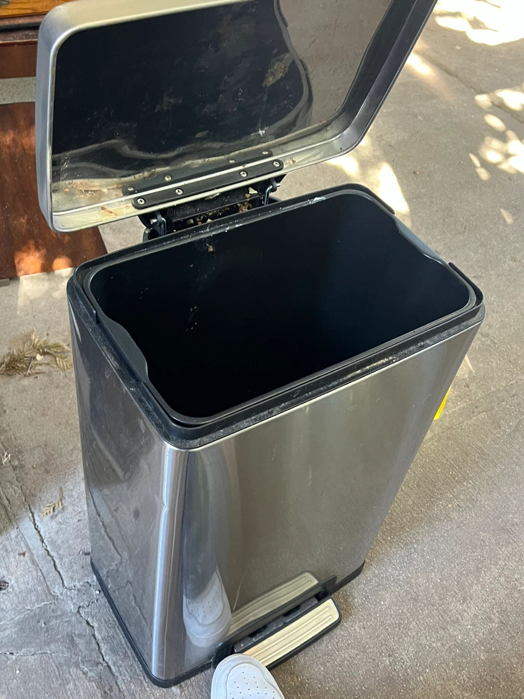 Stainless Steel Step Trash Can - photo 4