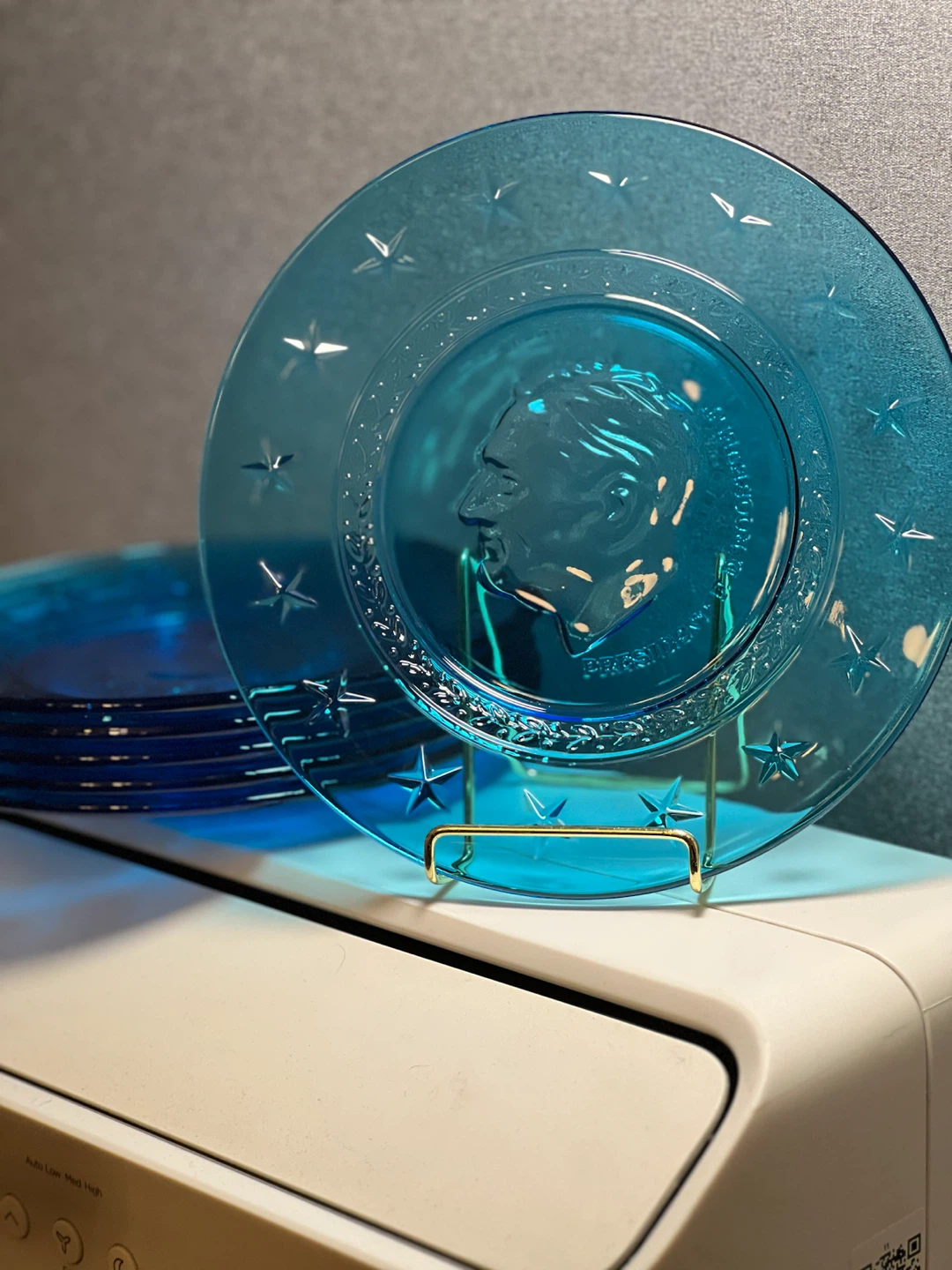Vintage Blue Glass U.S. Presidents Collector Plates (Set of 6)
