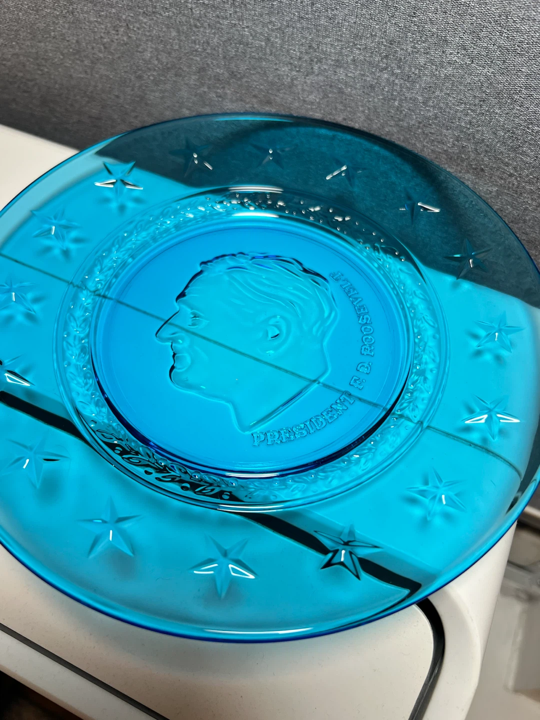 Vintage Blue Glass U.S. Presidents Collector Plates (Set of 6) - photo 2