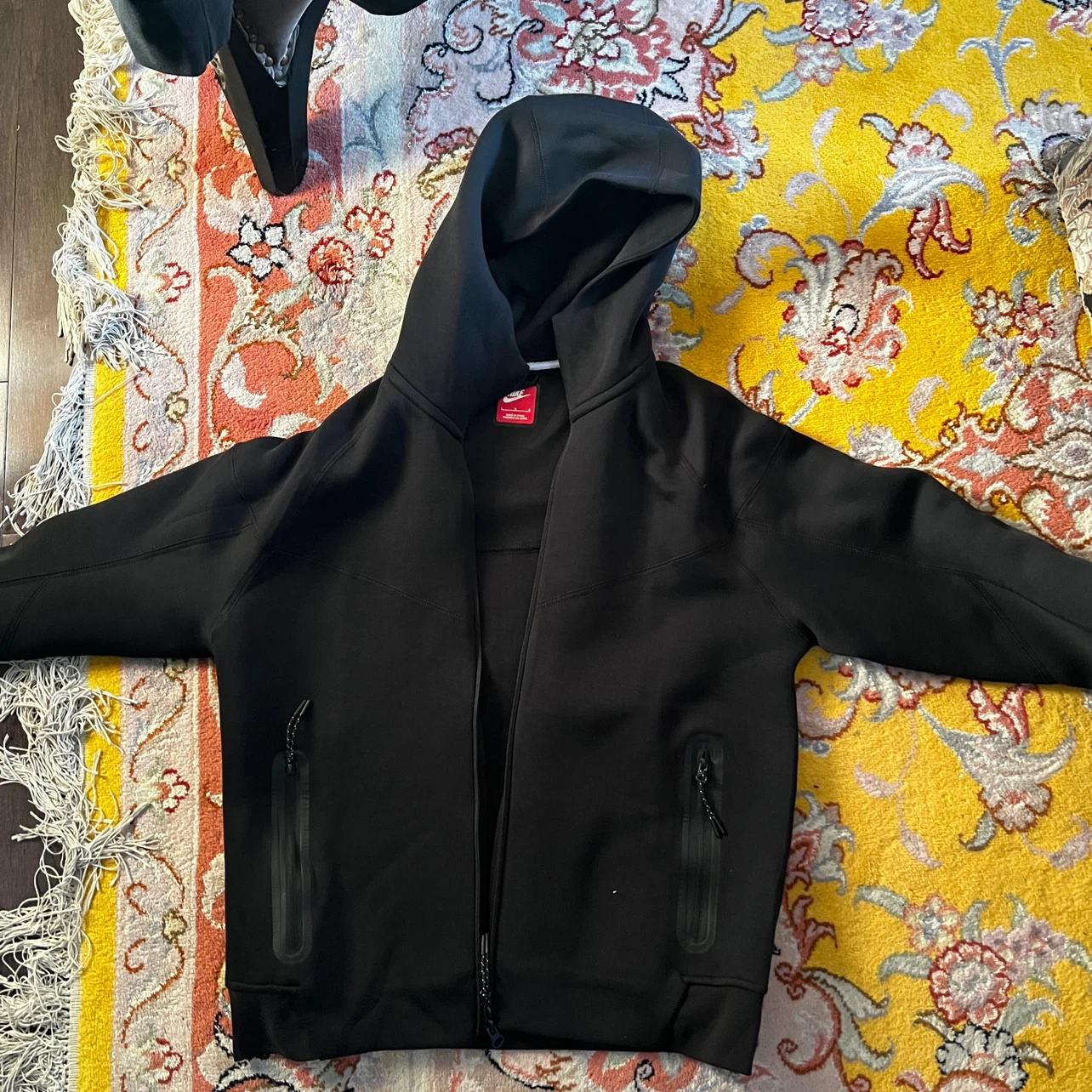 Nike Tech Fleece Tracksuit 🖤❤️‍🔥