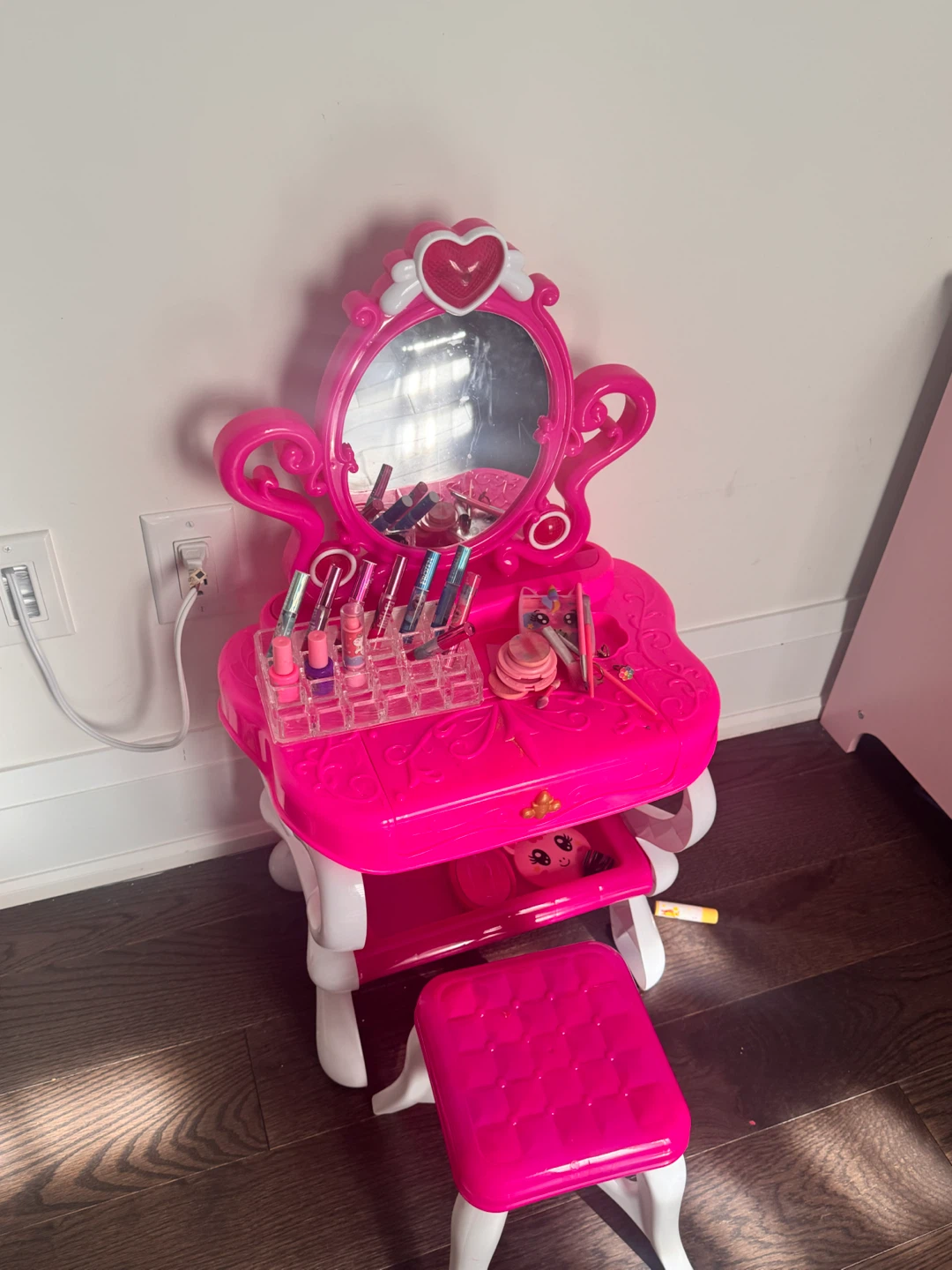 Kids pink vanity set - photo 3