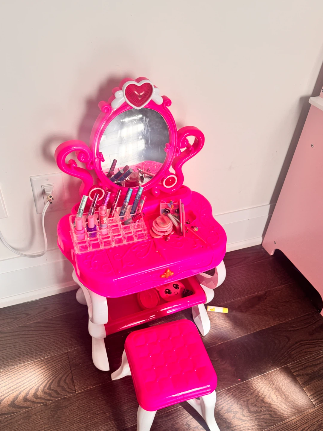 Kids pink vanity set - photo 4