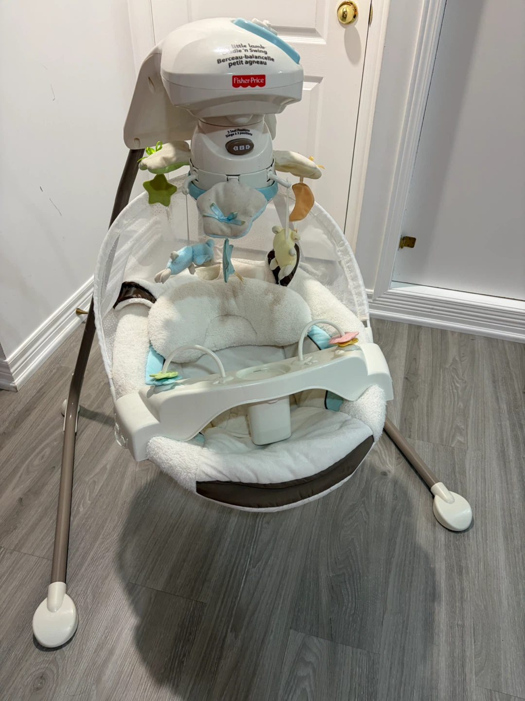 Fisher-Price My Little Lamb Cradle 'n Swing - photo 3