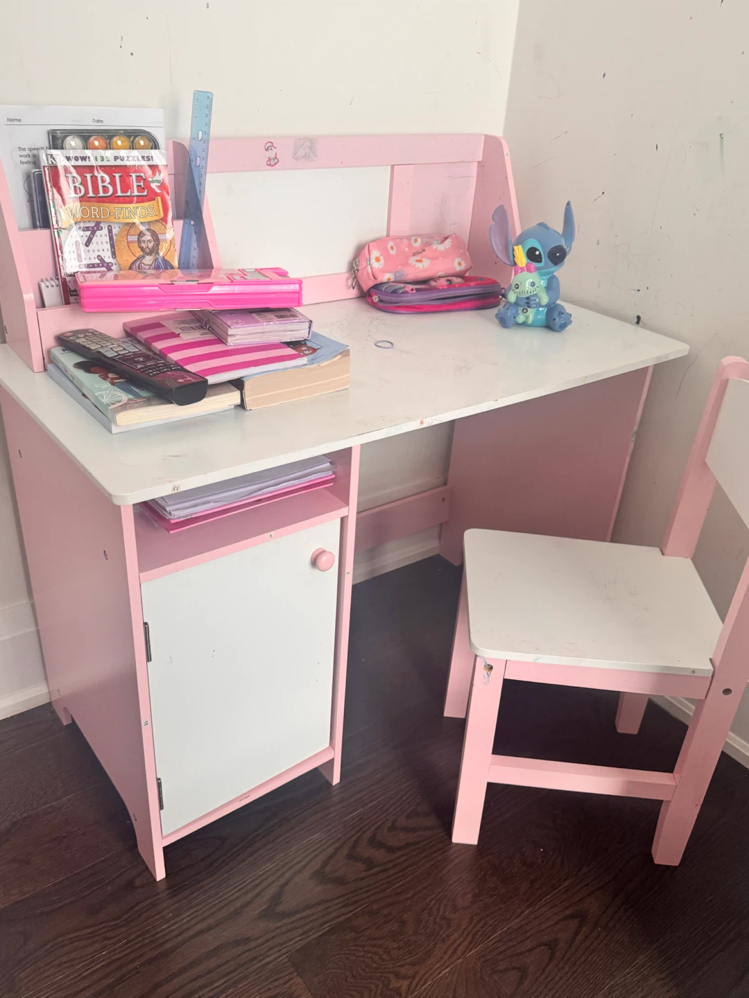 Kids Pink Desk and Chair Set - photo 2