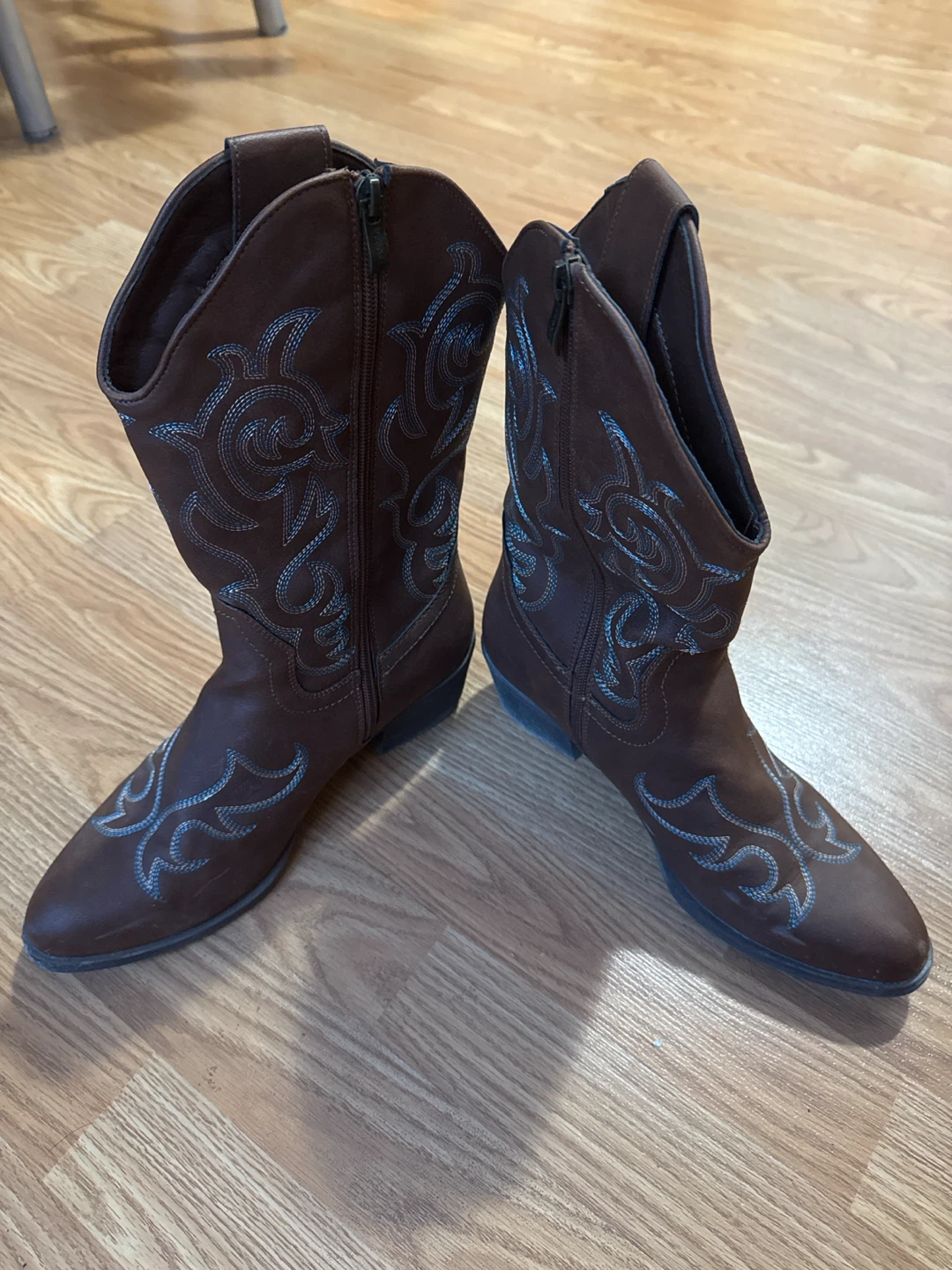 Brown Western Cowboy Boots - photo 2