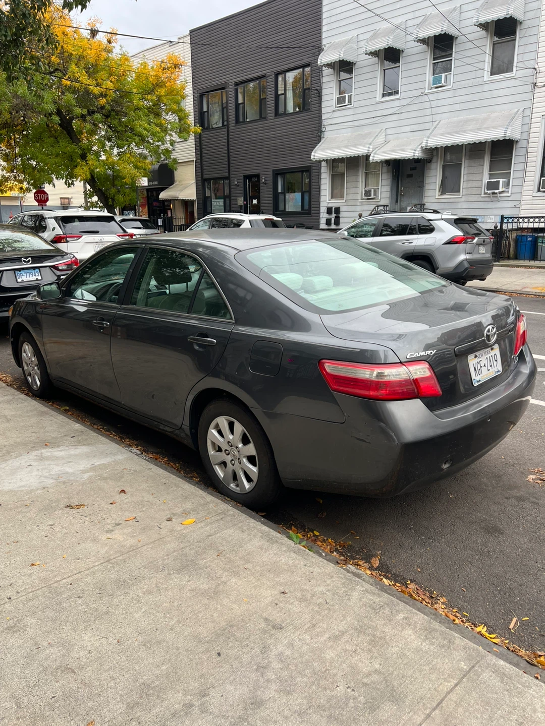 2007 Toyota Camry · LE Sedan 4D - photo 2
