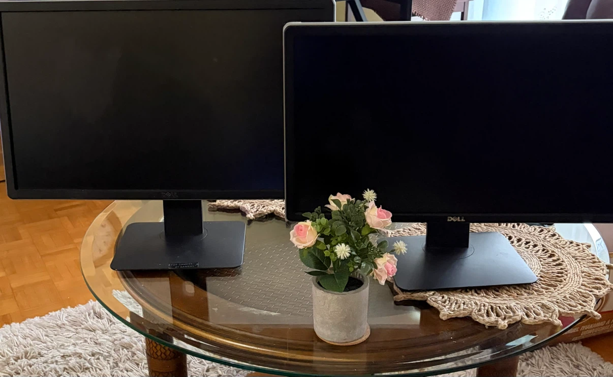 Two 24 inch Dell Monitors - photo 3