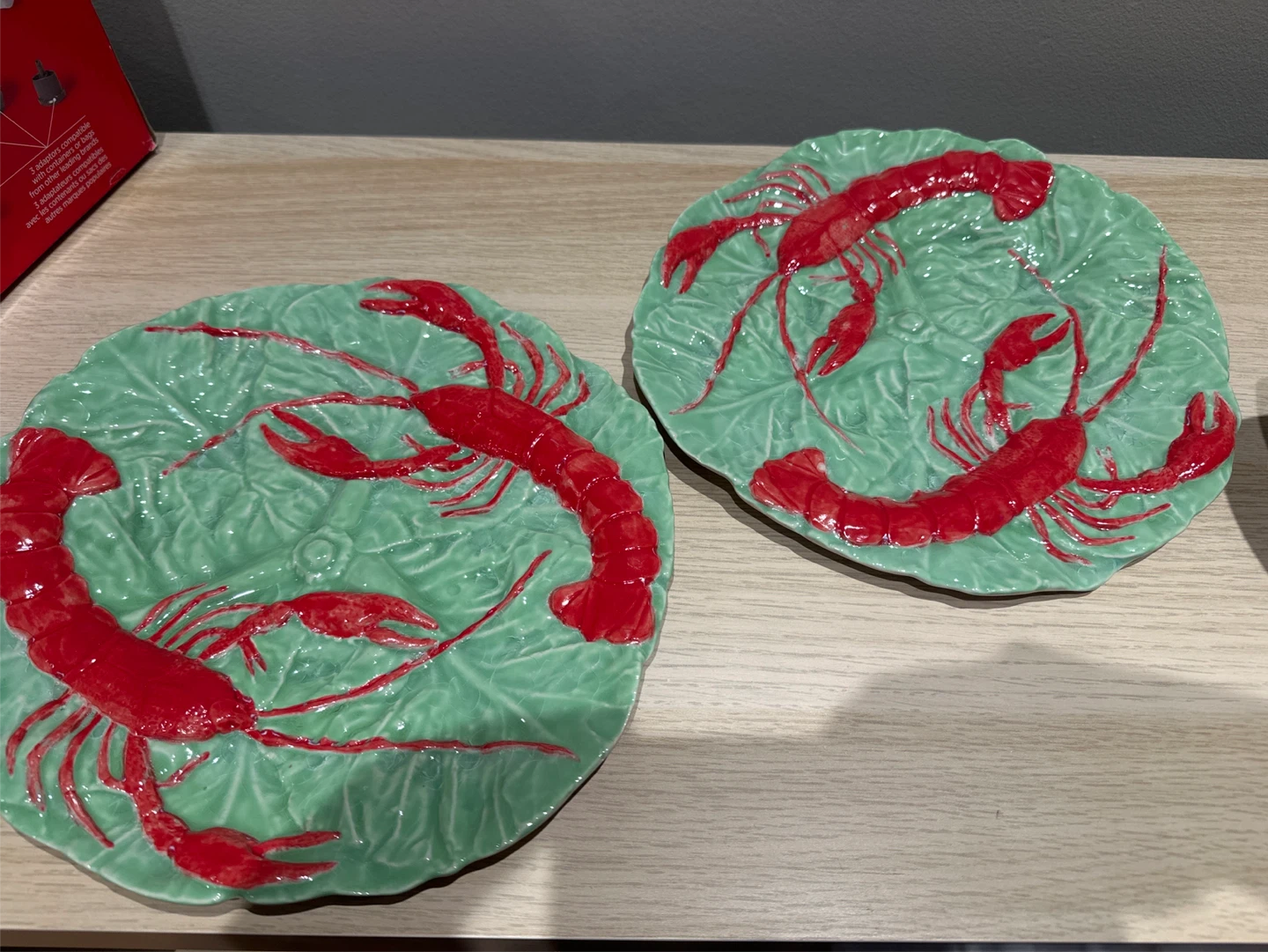 Set of 2 Lobster Ceramic Plates 10inch wide - photo 3