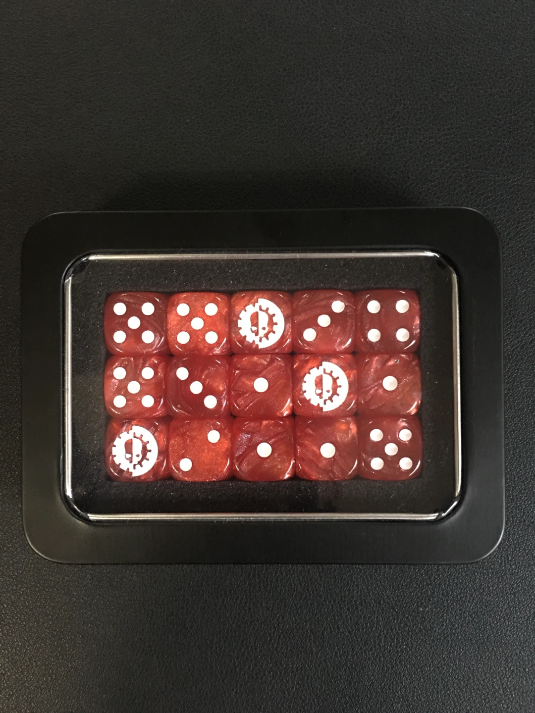 Warhammer 40K Adeptus Mechanicus Dice Set – 15 Dice