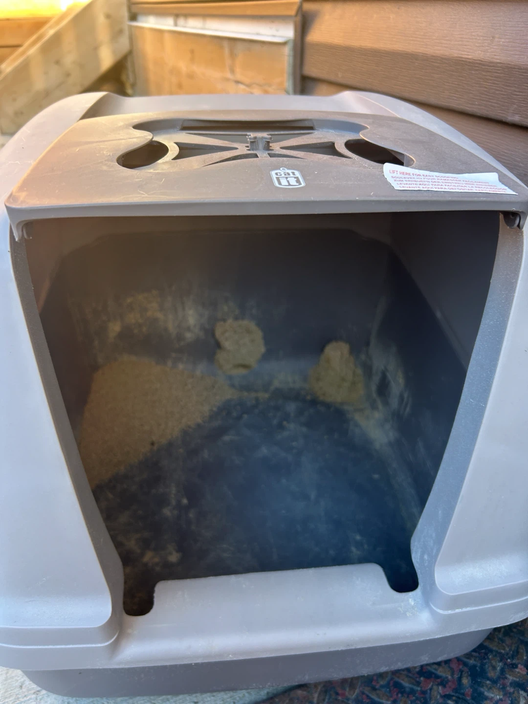 Cat litter box/ cat tree - photo 2